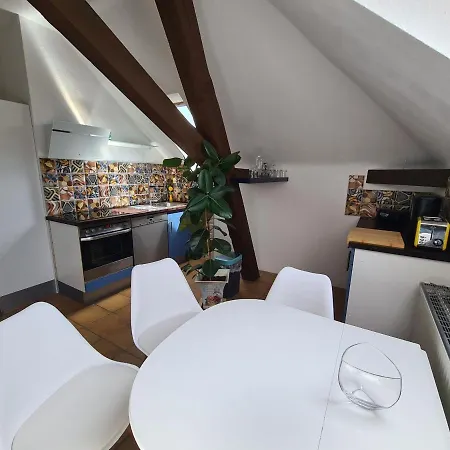 In Apartament *